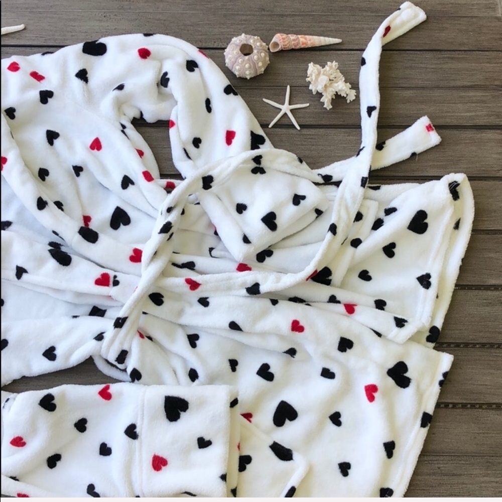 🌴🌼PJ SALVAGE- HEART ROBE🌼🌴 - Picture 6 of 9